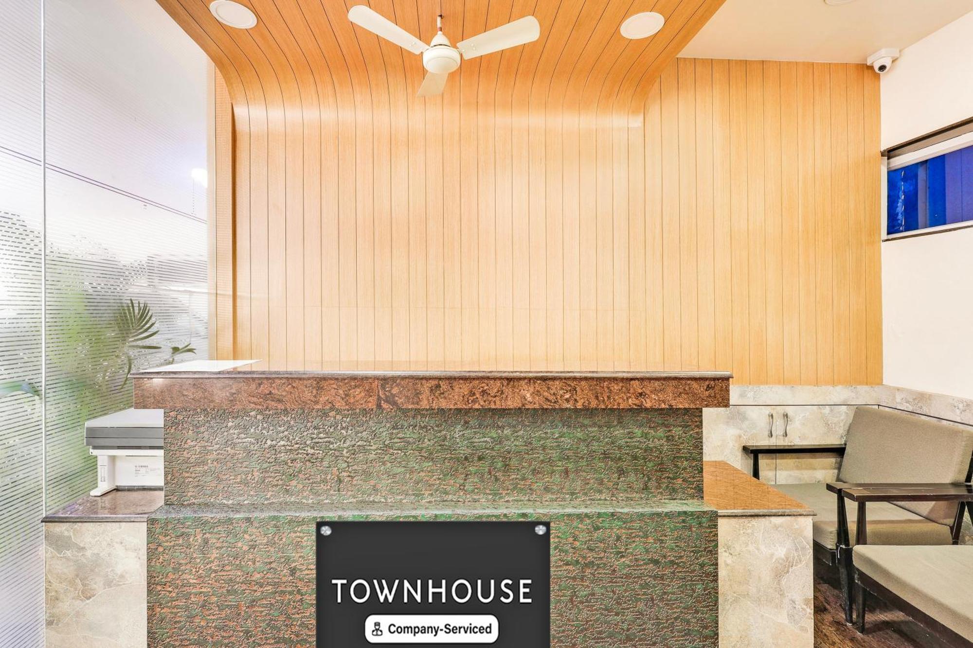 Super Townhouse Visakhapatnam Hotel Eksteriør billede